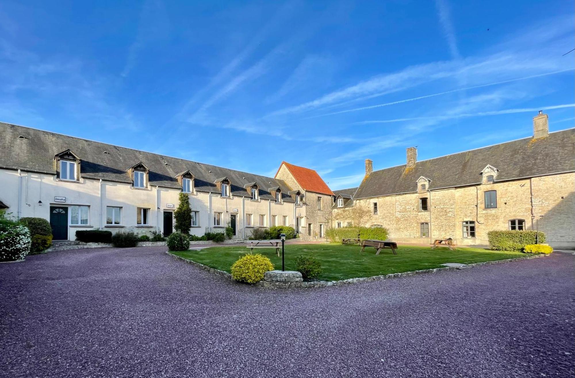 Gite Gold - La Ferme Delaunay Saint-Come-du-Mont Exterior photo